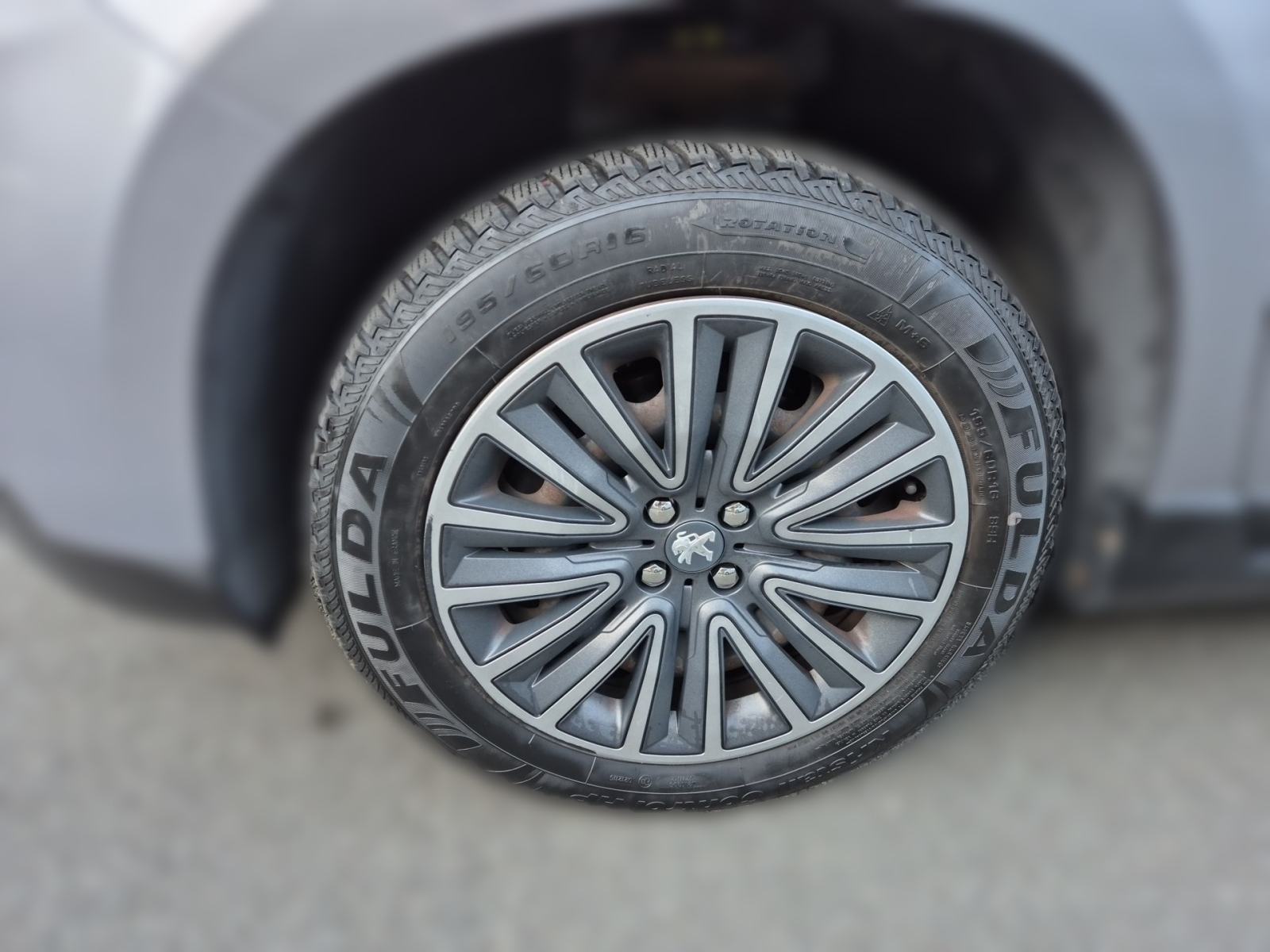 Peugeot 2008 ACTIVE 1.6 VTi 120PS M5-SLOVENSKI-1.LASTNIK-VK, fotografija 8