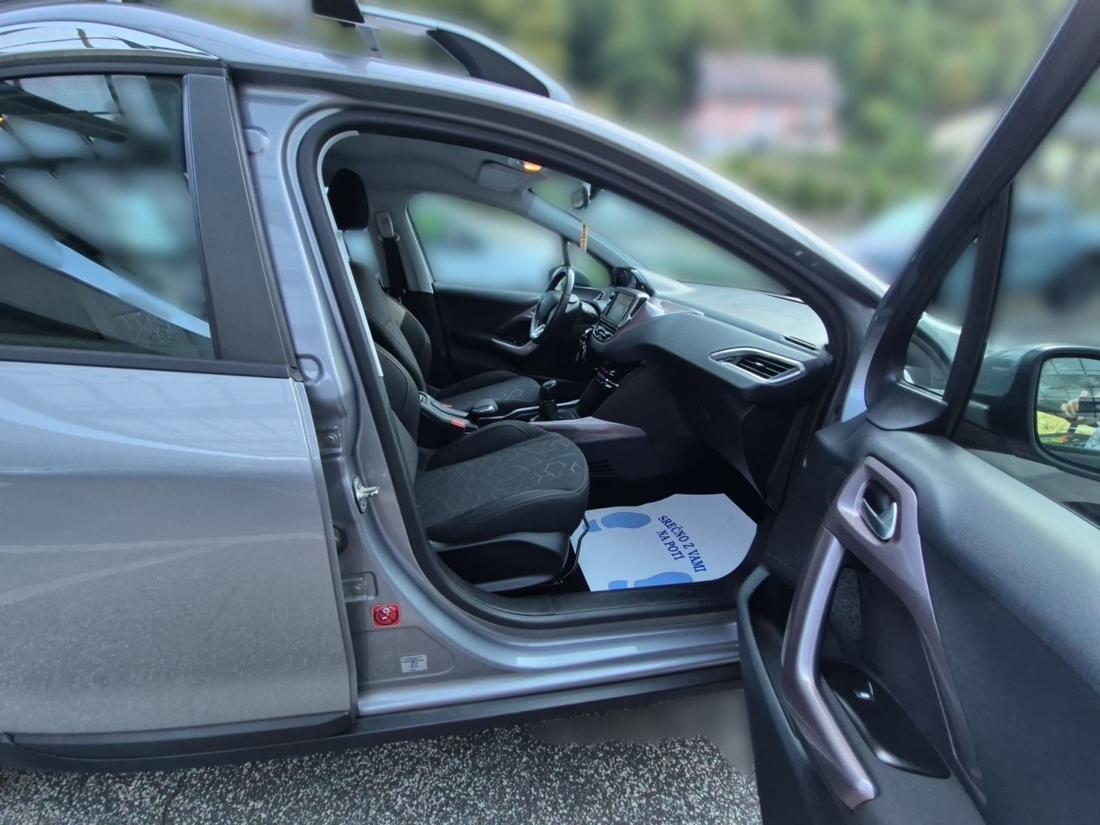 Peugeot 2008 ACTIVE 1.6 VTi 120PS M5-SLOVENSKI-1.LASTNIK-VK, fotografija 18