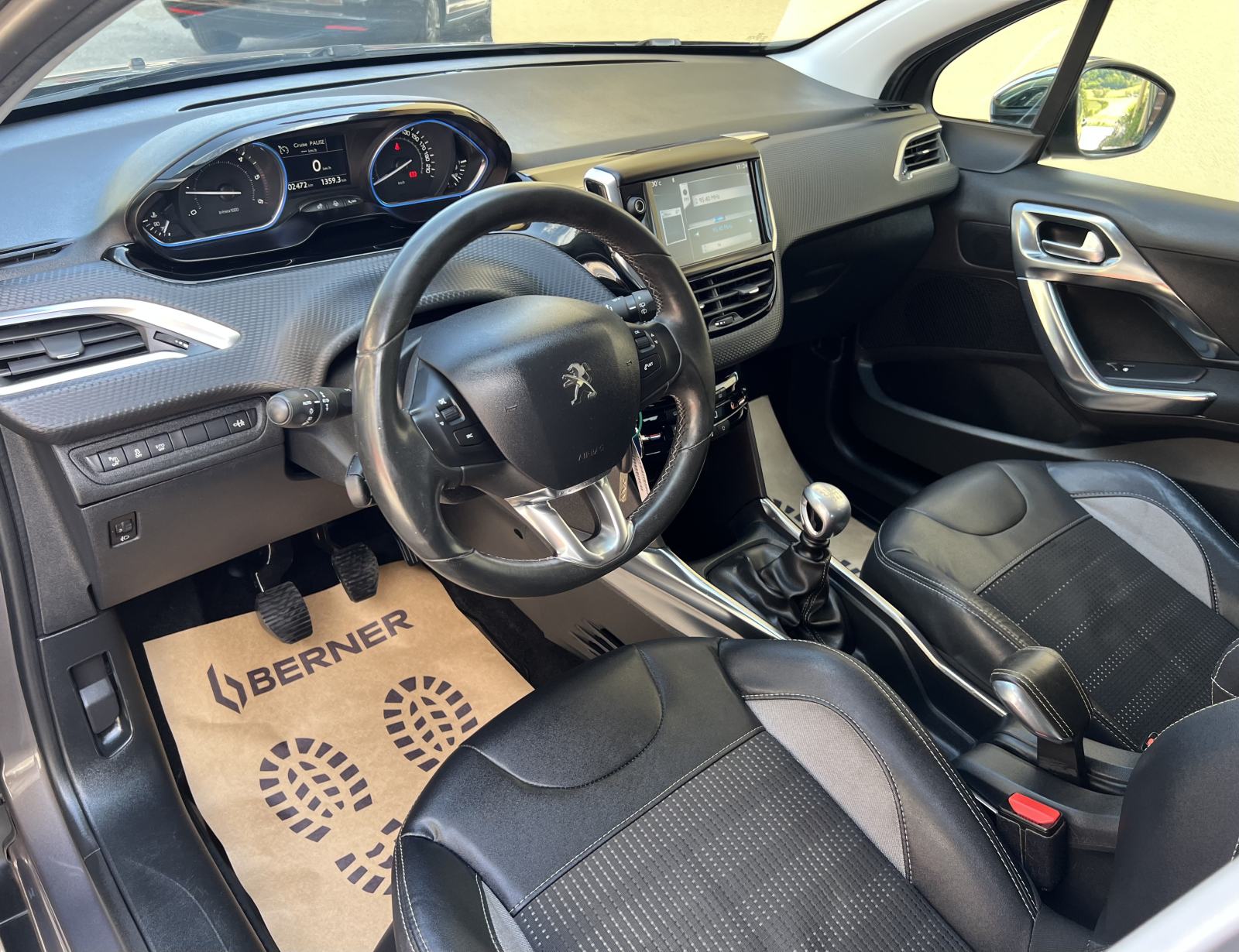 Peugeot 2008 Allure 1.6 eHDi, 115ks, samo 102tkm, 2014.god, TOP STANJE, fotografija 12