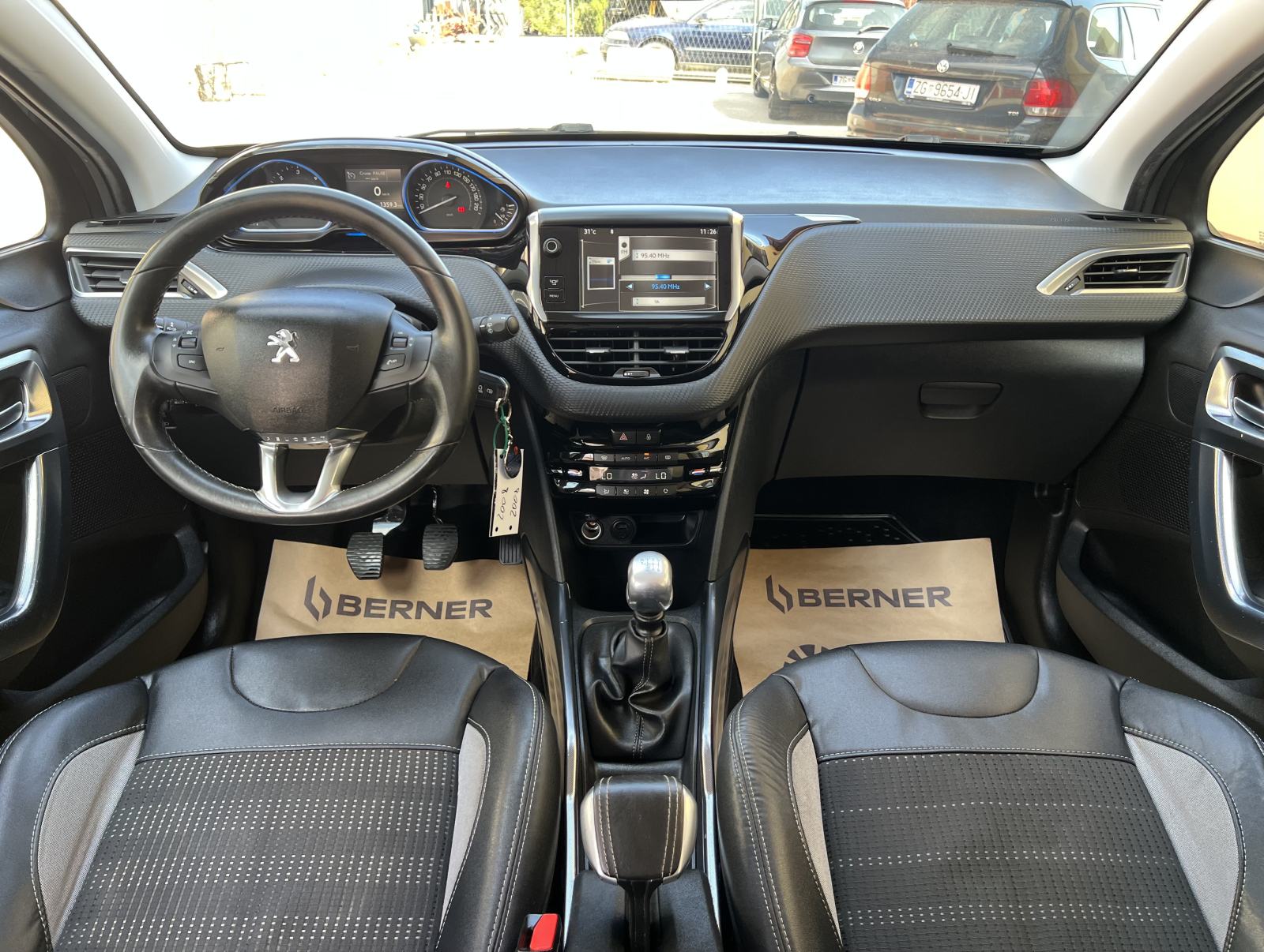 Peugeot 2008 Allure 1.6 eHDi, 115ks, samo 102tkm, 2014.god, TOP STANJE, fotografija 14