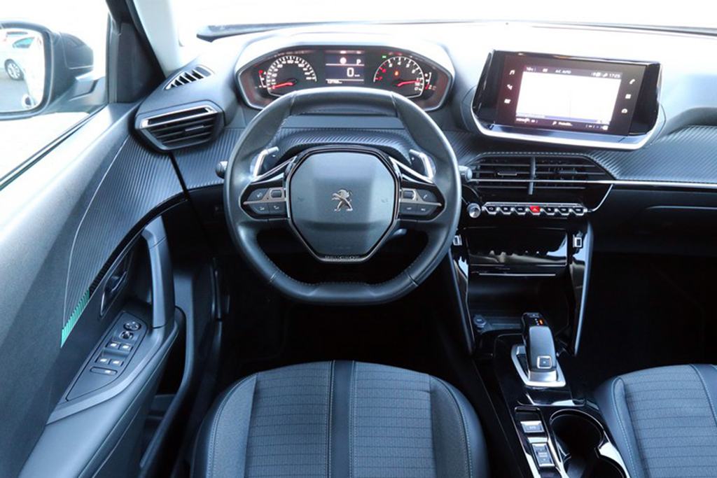 Peugeot 2008 BlueHDI 130 KS Tiptronik Allure Sport -Full LED-, fotografija 11