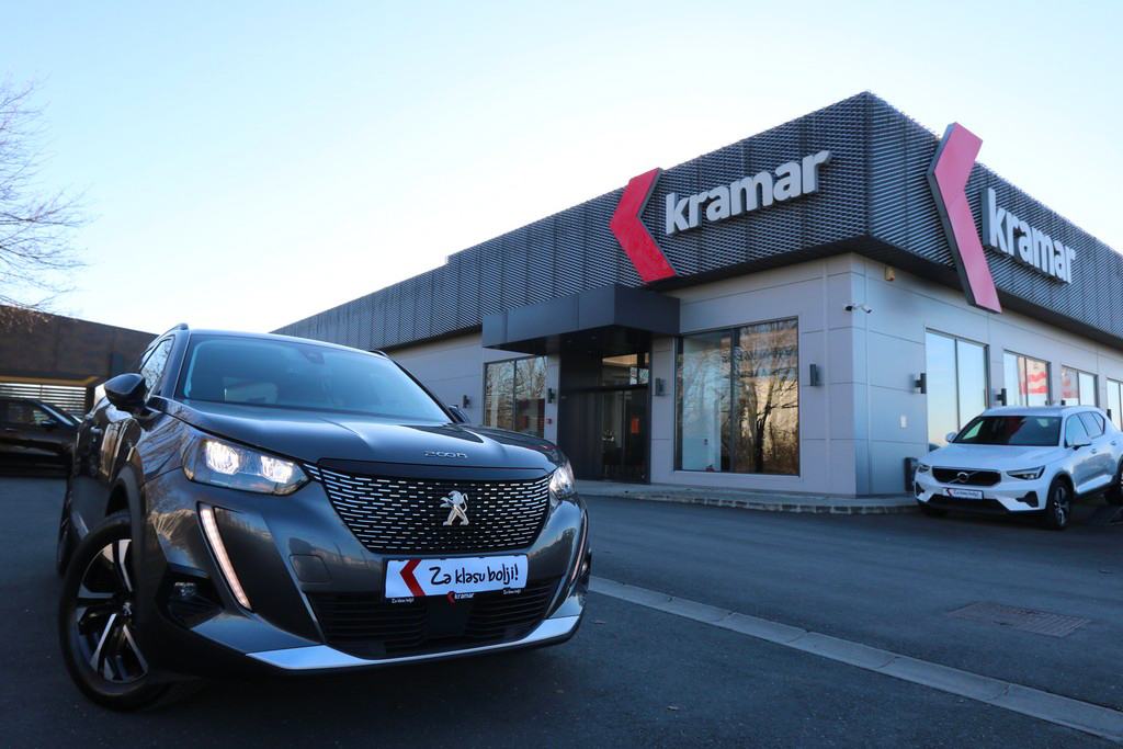 Peugeot 2008 BlueHDI 130 KS Tiptronik Allure Sport -Full LED-, fotografija 18
