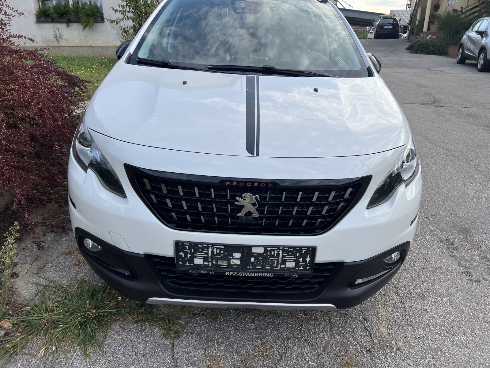 Peugeot 2008 GT LINE 1.6 BlueHDI, 120ks, 2016., samo 103tkm, TOP, fotografija 2