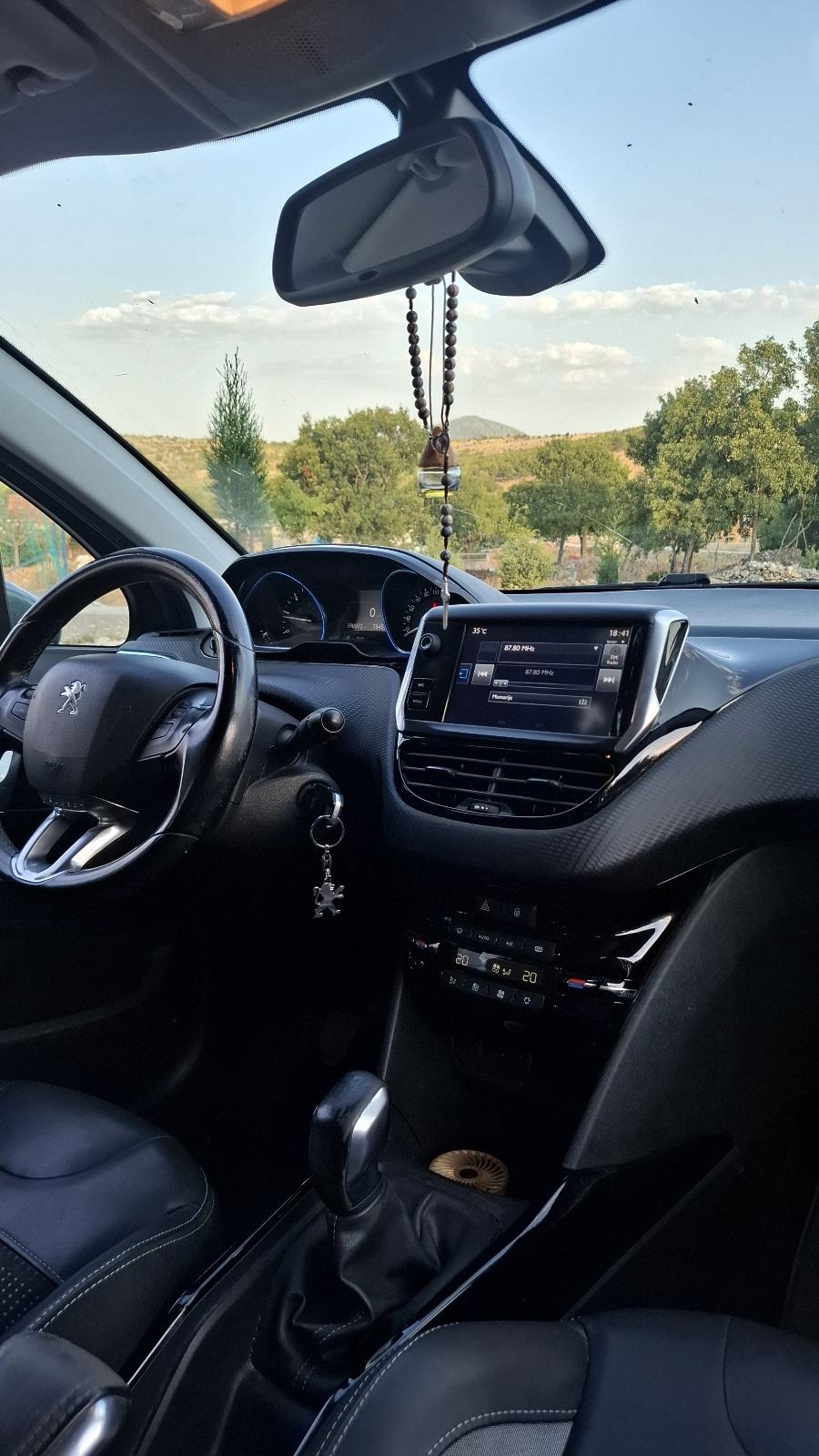 Peugeot 2008, fotografija 7