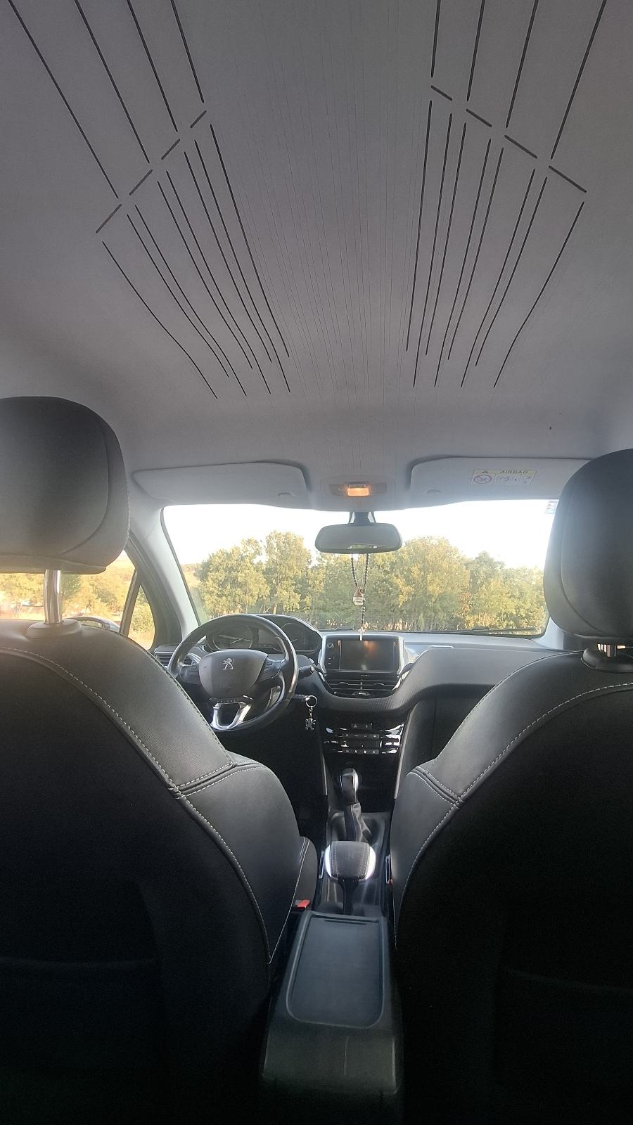 Peugeot 2008, fotografija 9