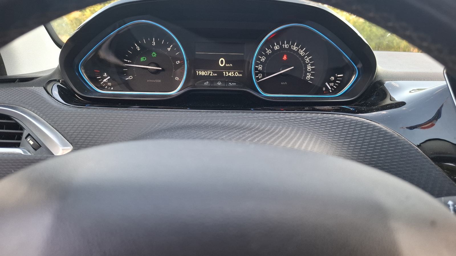 Peugeot 2008, fotografija 8