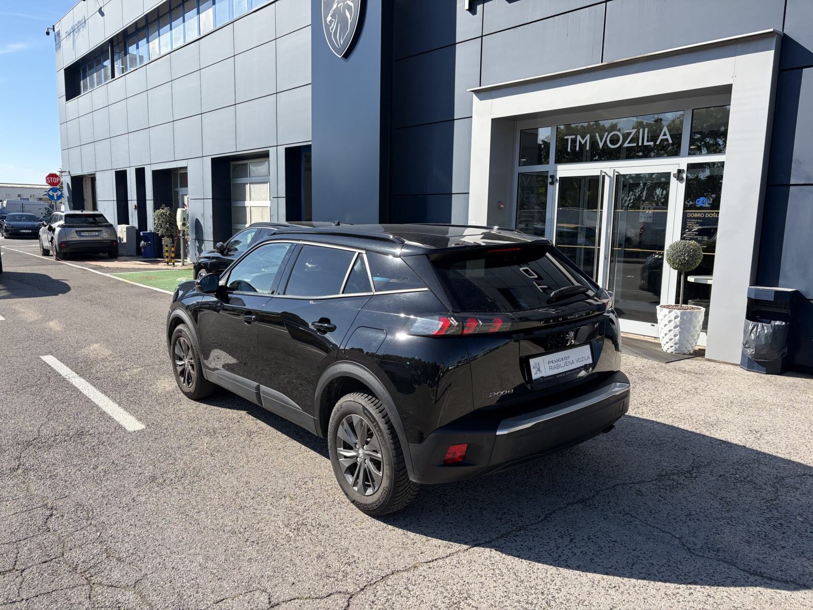 PEUGEOT 2008 STYLE 1,2 PURETECH 100, fotografija 4