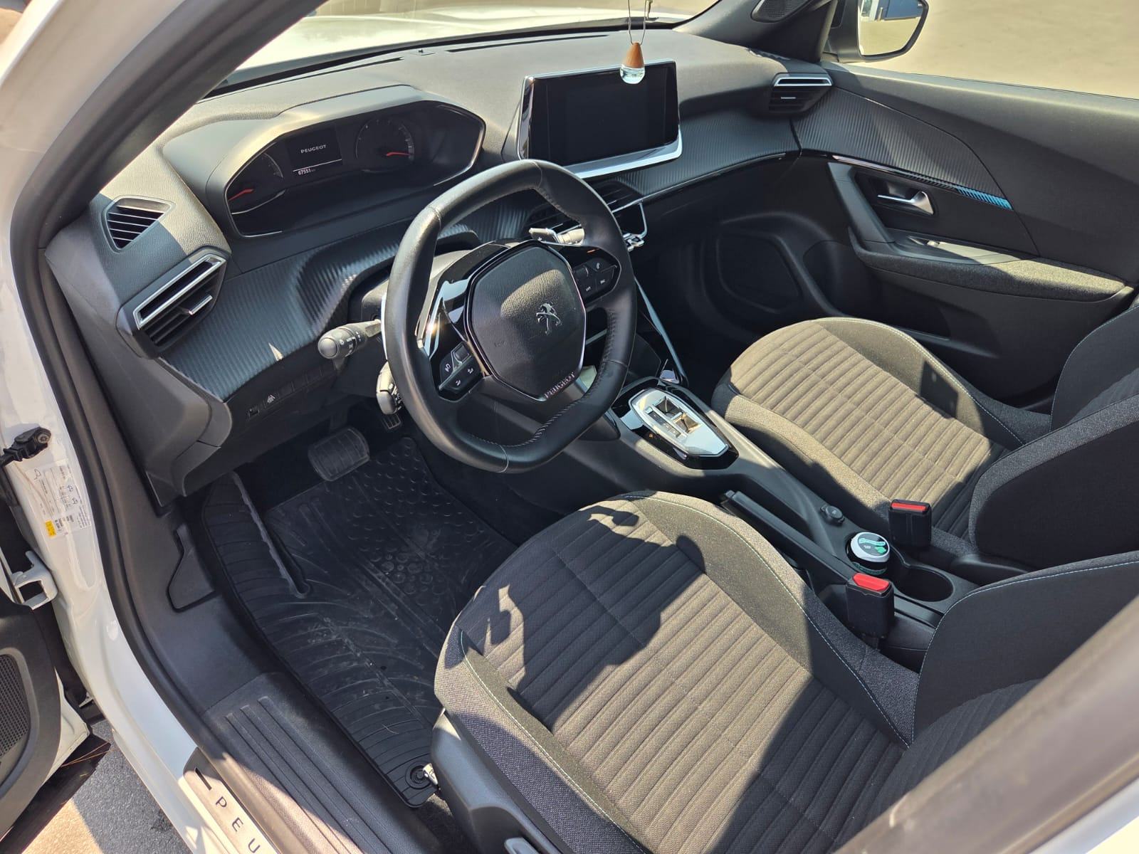 PEUGEOT 2008 STYLE 1,2 PURETECH 130 KS,AUTOMATIK, ODLIČAN, ...., fotografija 11