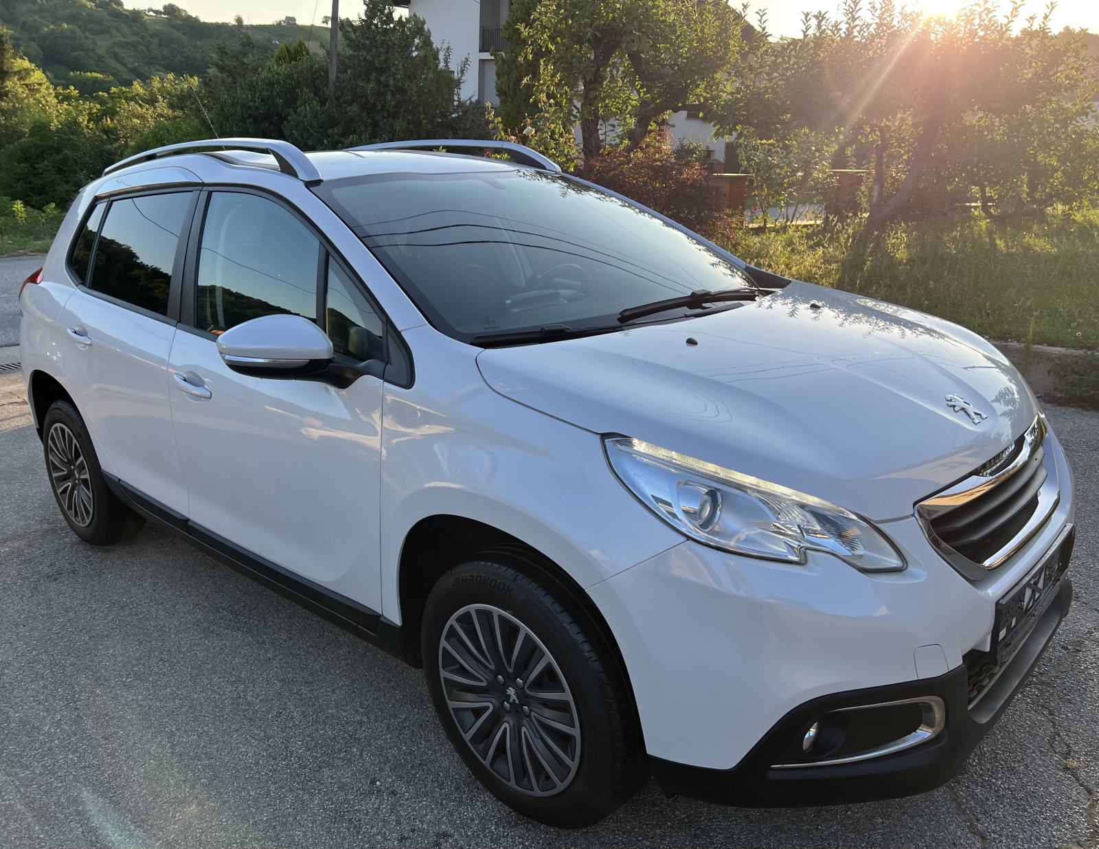 Peugeot 2008 Style 1.6eHDi, 2014.god, samo 79tkm, PERLA, LED, TOP, fotografija 8