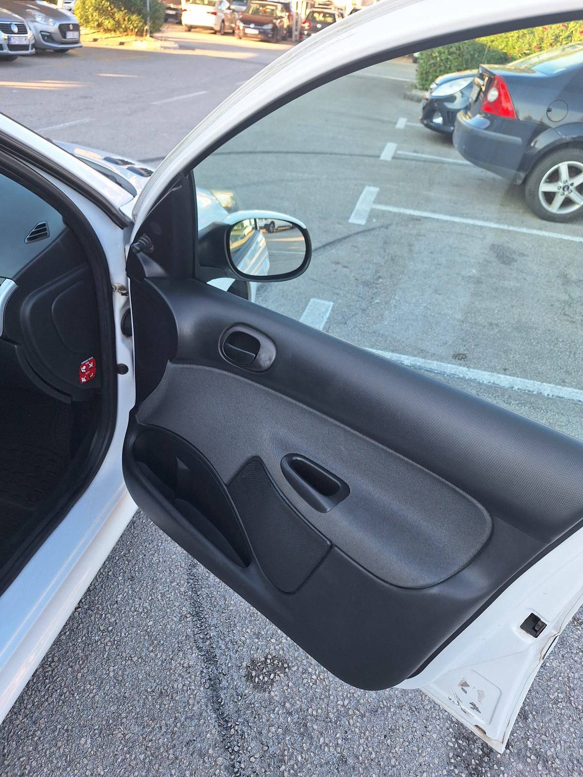 Peugeot 206+ 1,4 HDI, fotografija 13