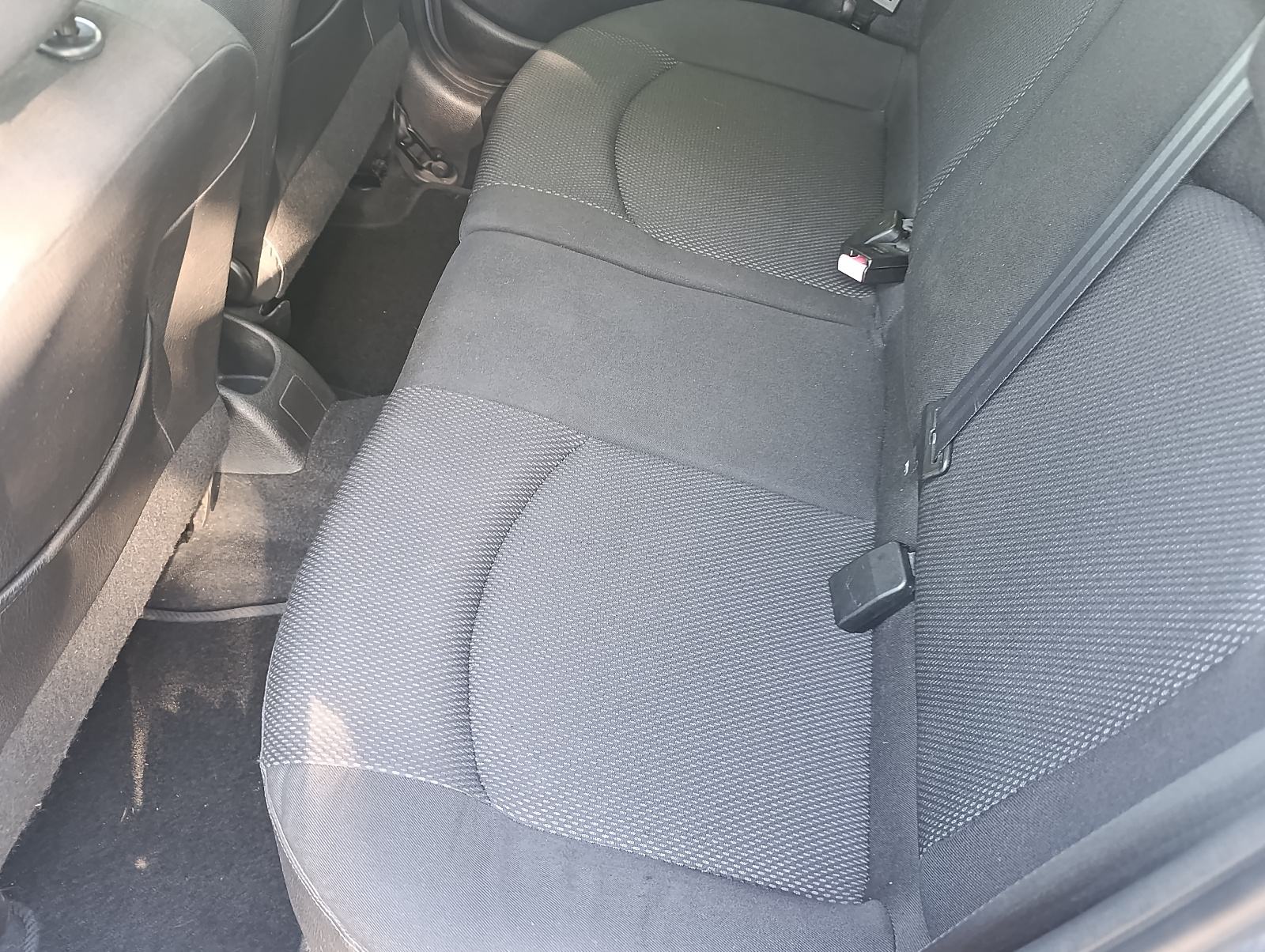 Peugeot 206 1,4i, samo 90.000 km, registriran godinu dana, fotografija 9