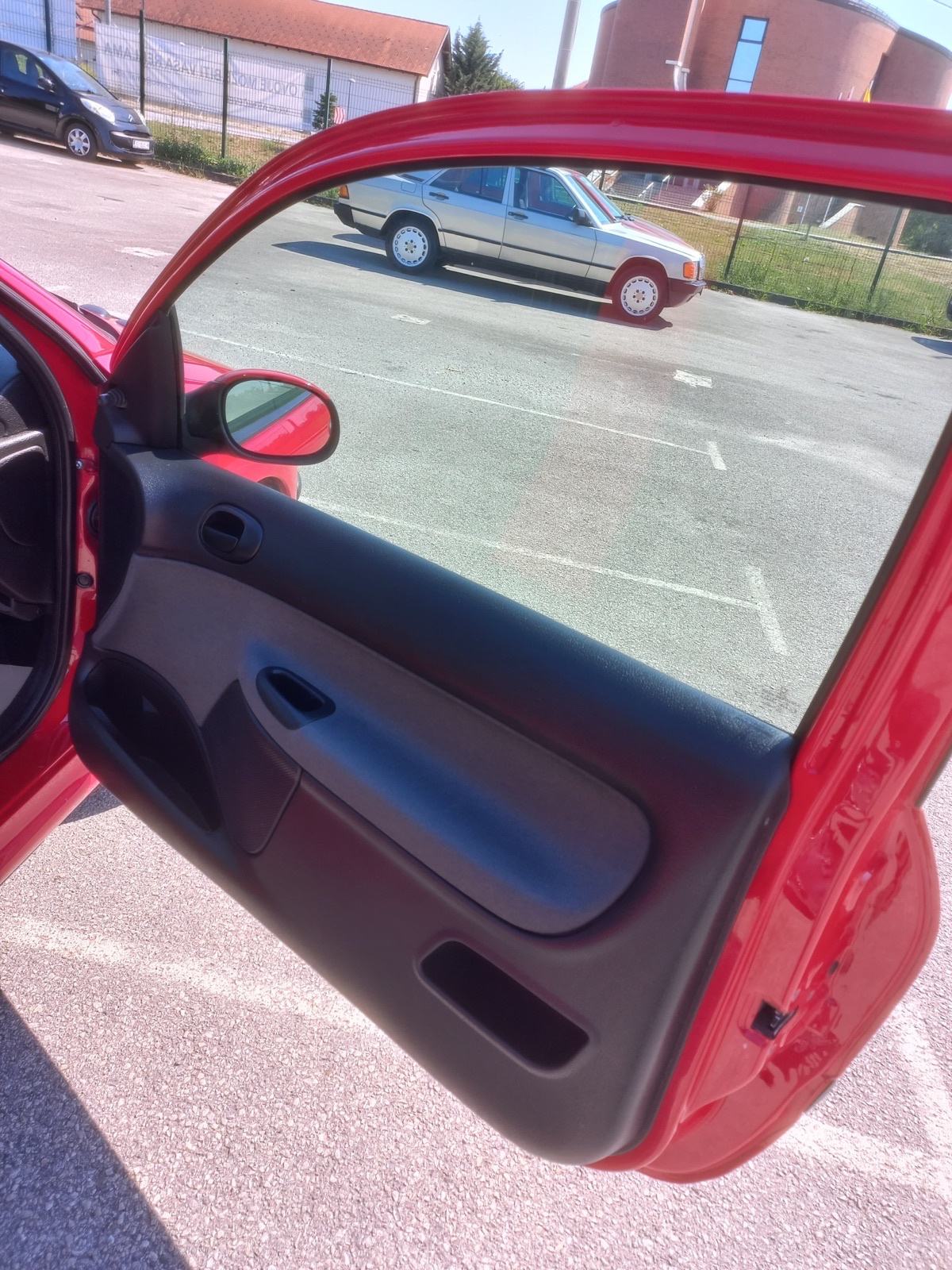 Peugeot 206 206 1,4 AUTO DOBAR BENZIN PLIN, fotografija 12
