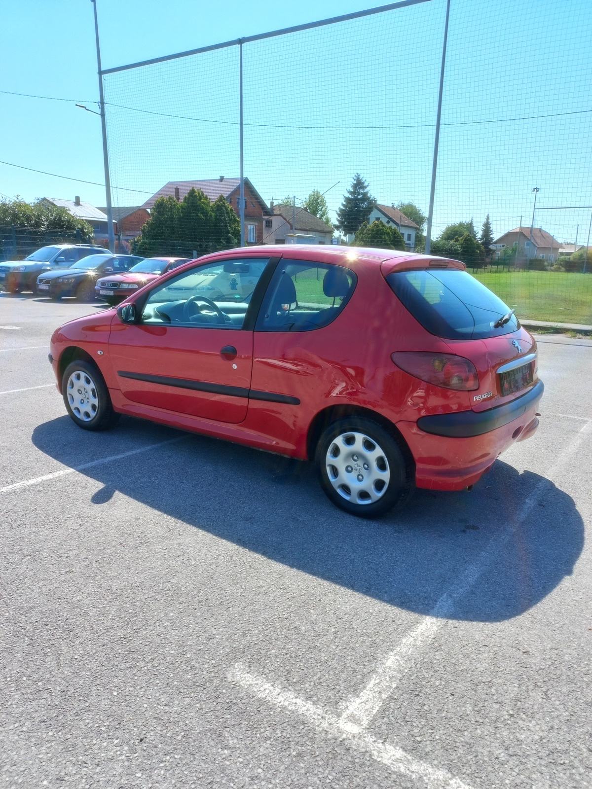 Peugeot 206 206 1,4 AUTO DOBAR BENZIN PLIN, fotografija 19