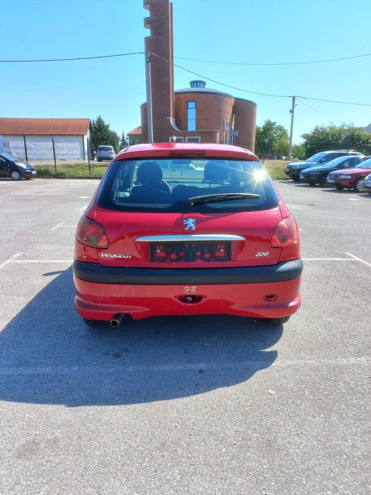 Peugeot 206 206 1,4 AUTO DOBAR BENZIN PLIN, fotografija 4