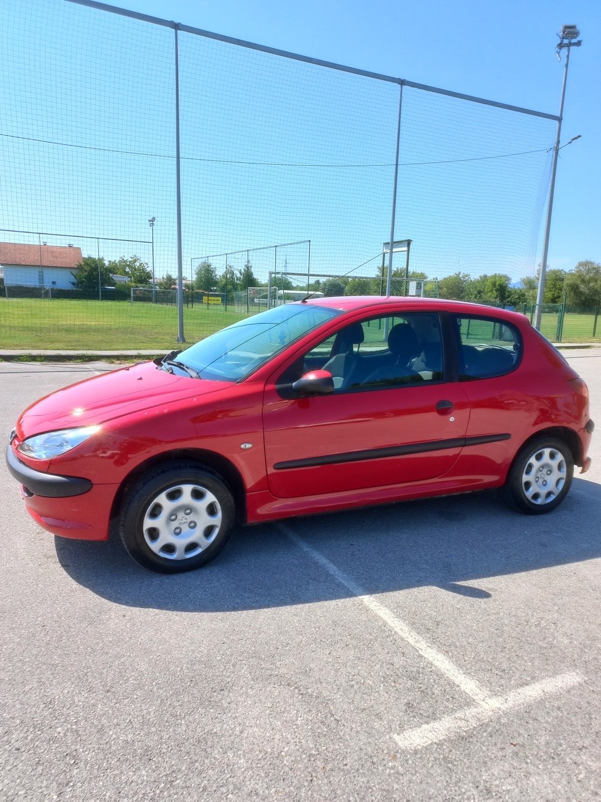 Peugeot 206 206 1,4 AUTO DOBAR BENZIN PLIN, fotografija 14