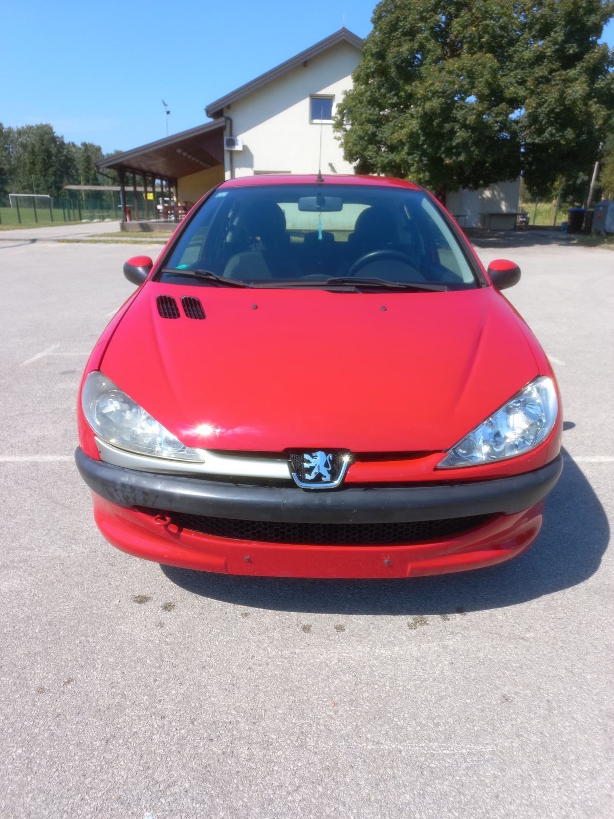 Peugeot 206 206 1,4 AUTO DOBAR BENZIN PLIN, fotografija 5
