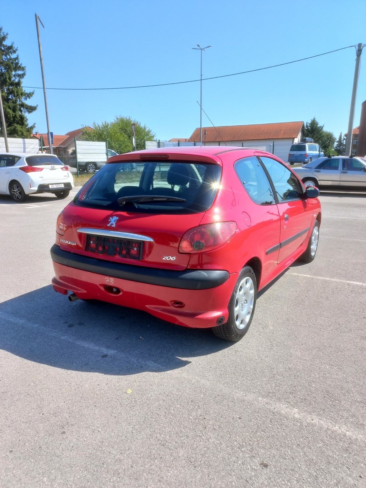 Peugeot 206 206 1,4 AUTO DOBAR BENZIN PLIN, fotografija 3