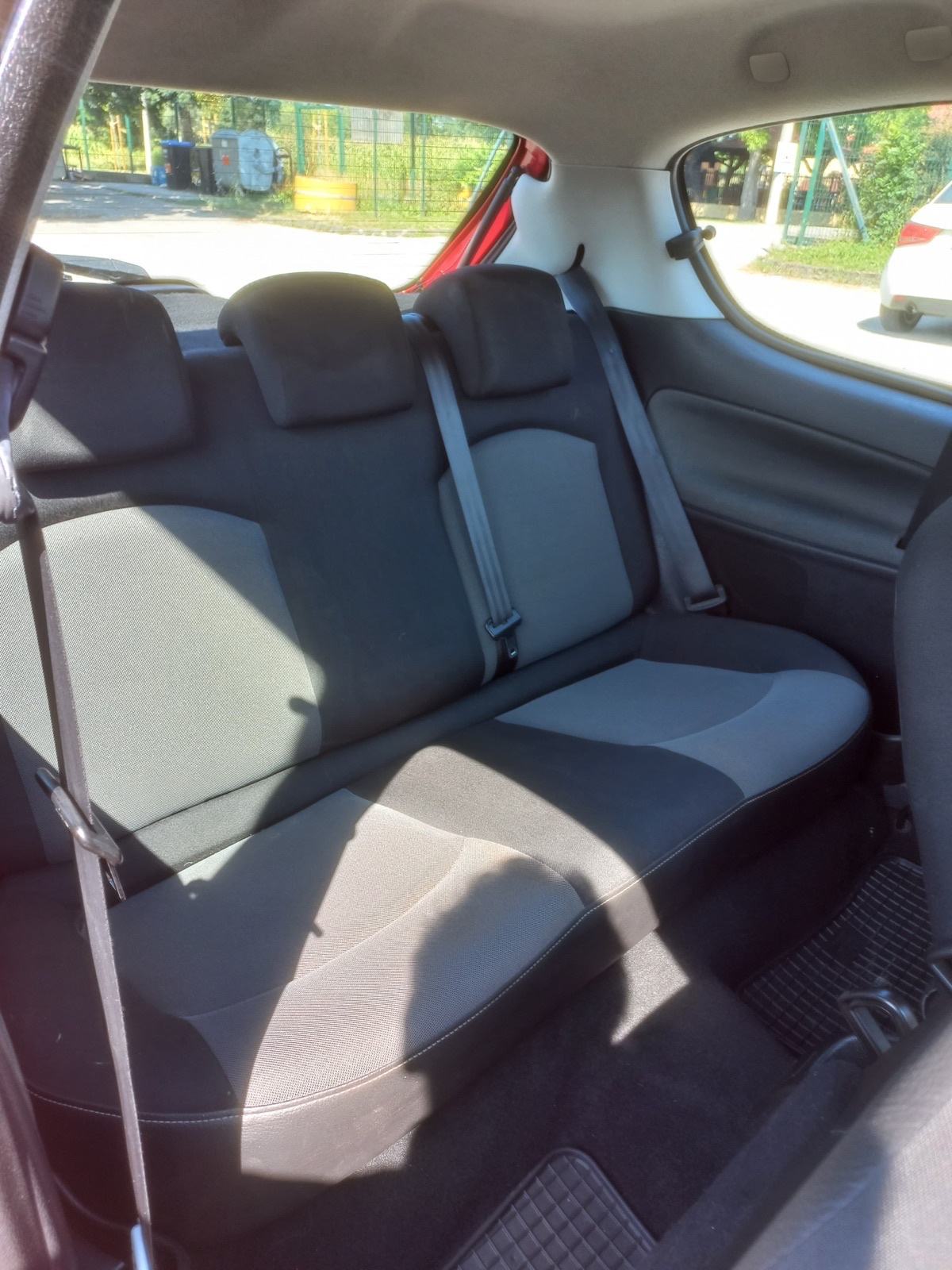Peugeot 206 206 1,4 AUTO DOBAR BENZIN PLIN, fotografija 16