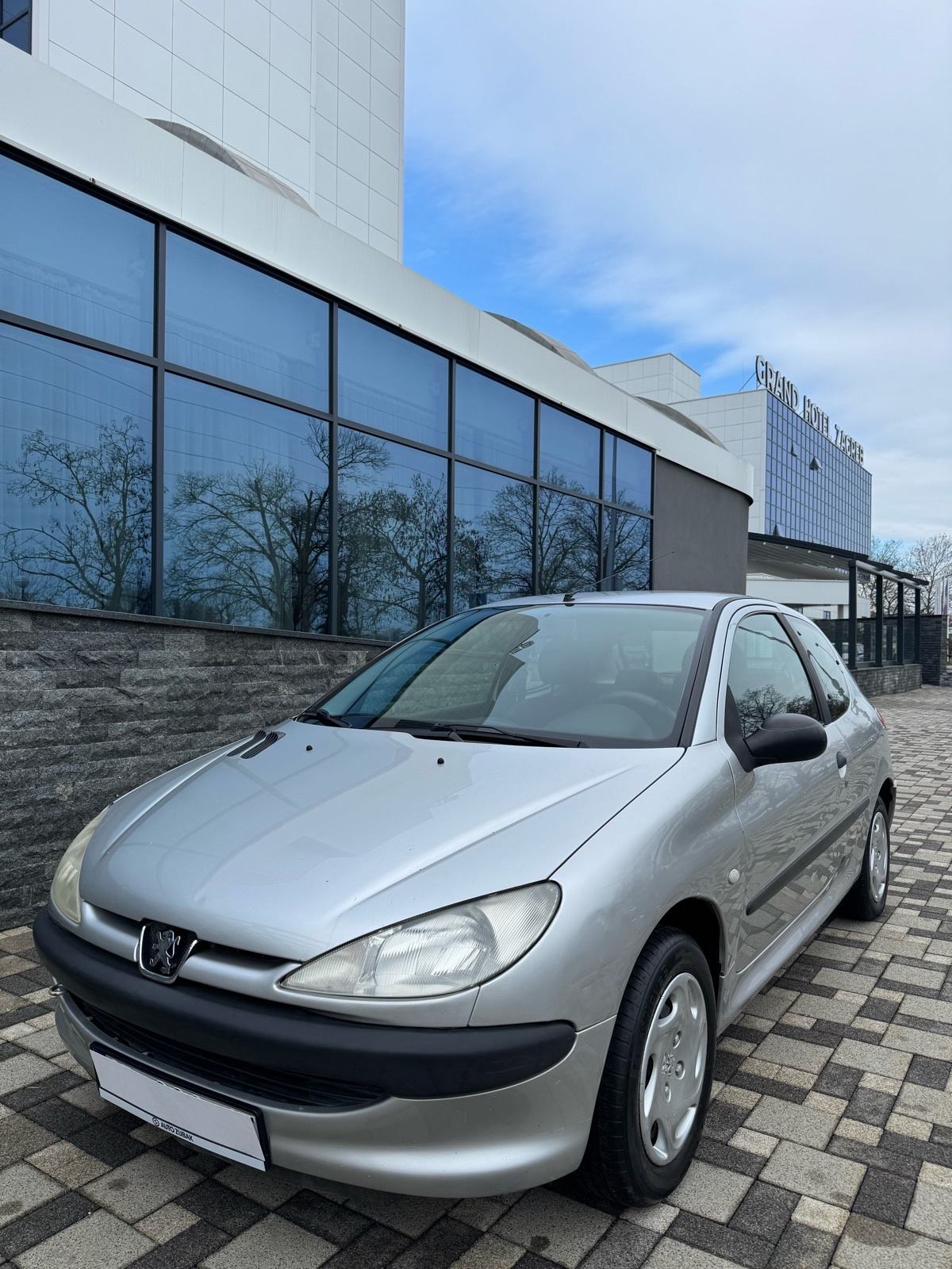 Peugeot 206 1,4 - NIJE UVOZ - 1 VL - KLIMA - PRILIKA !!!, fotografija 5