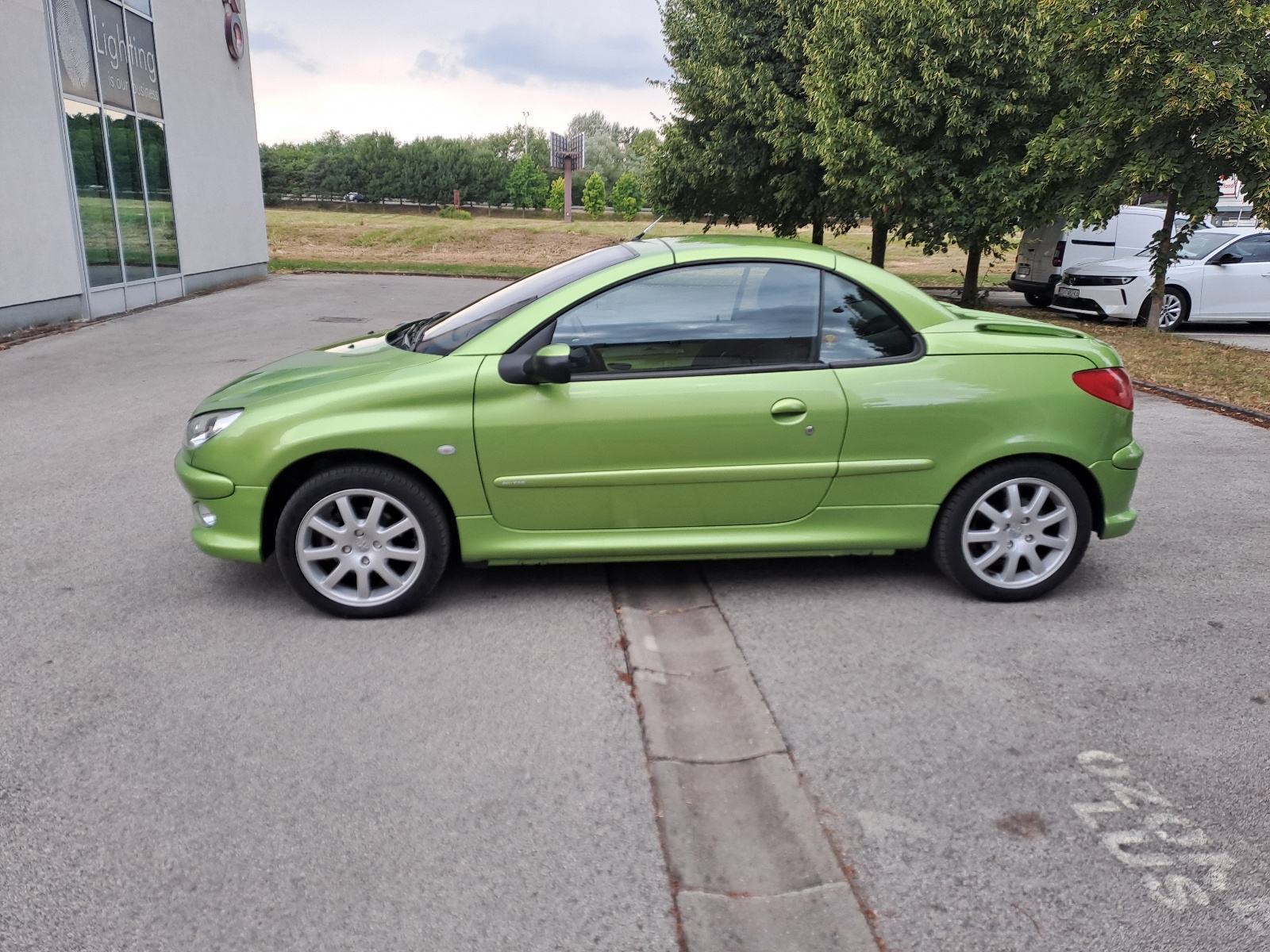 Peugeot 206 CC 1,6 16V , 16500 km samo, fotografija 6