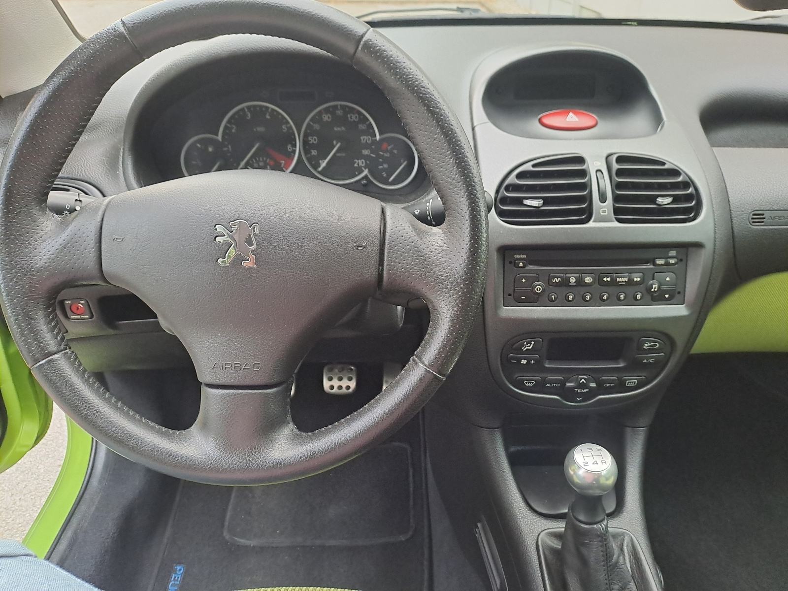 Peugeot 206 CC 1,6 16V , 16500 km samo, fotografija 11