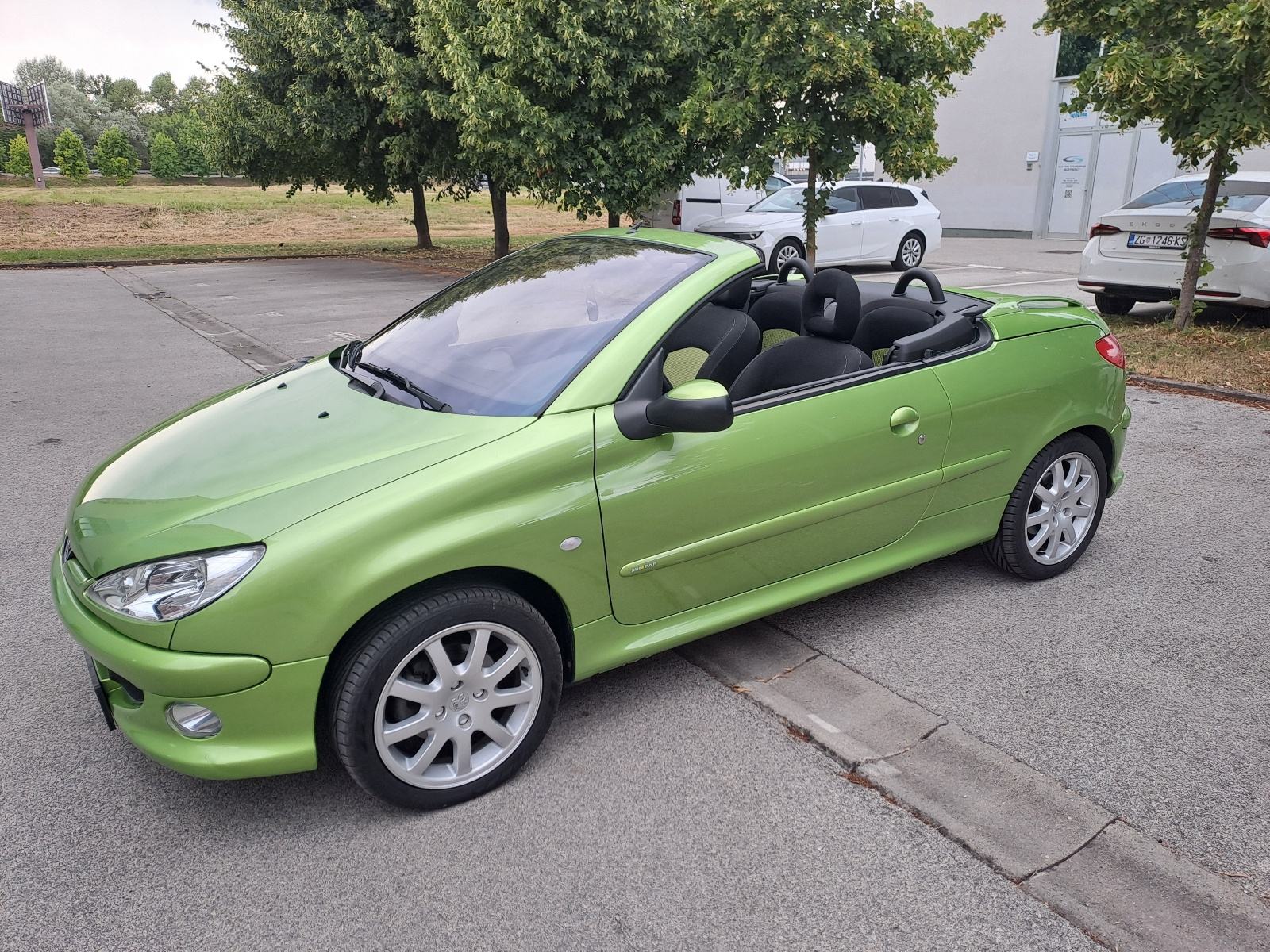Peugeot 206 CC 1,6 16V , 16500 km samo, fotografija 14