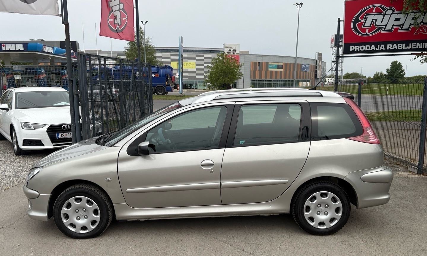 Peugeot 206 SW 1,4 KLIMA - HR. AUTO - AUTOKREDIT, fotografija 3