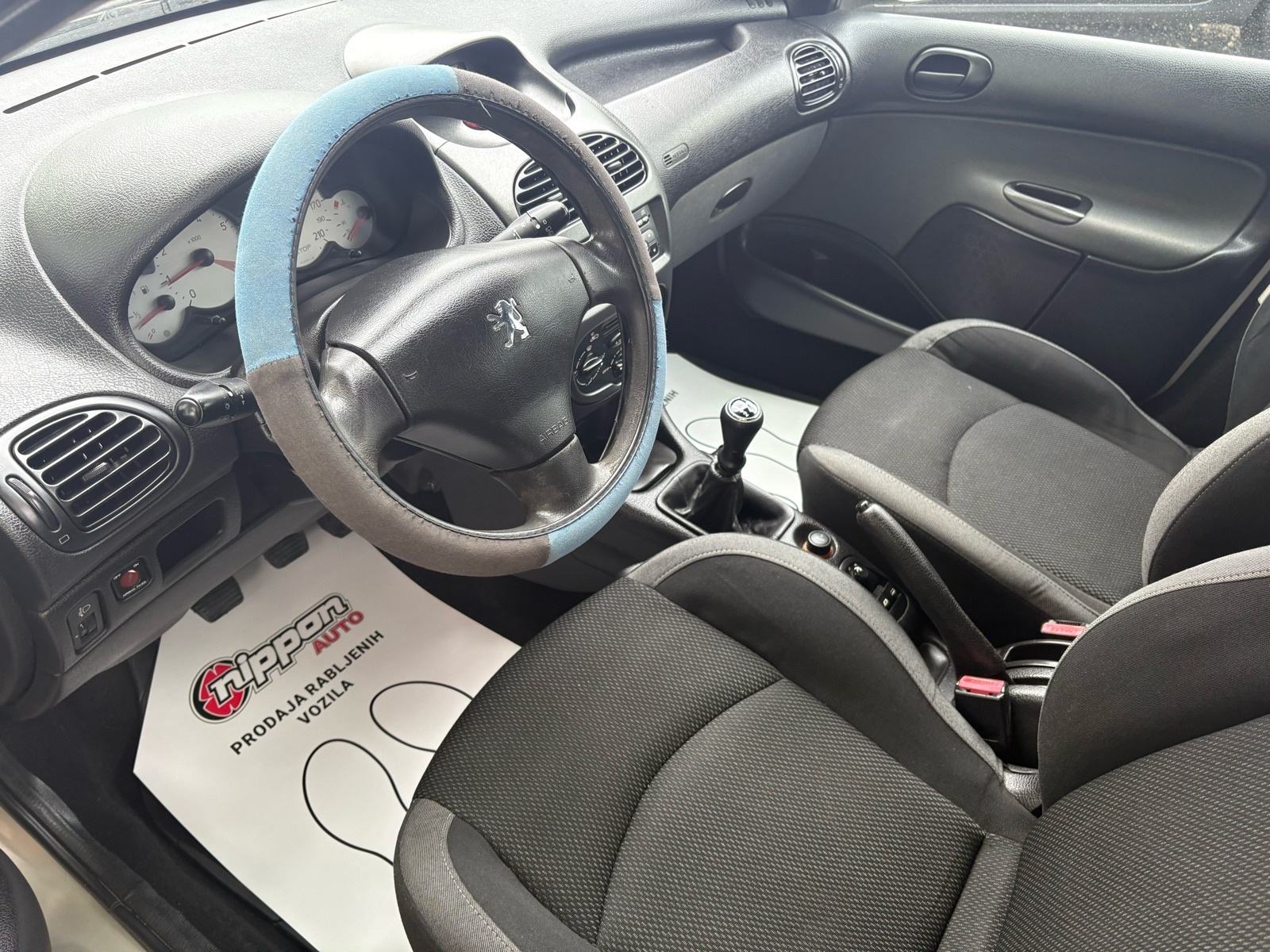 Peugeot 206 SW 1,4 KLIMA - HR. AUTO - AUTOKREDIT, fotografija 10