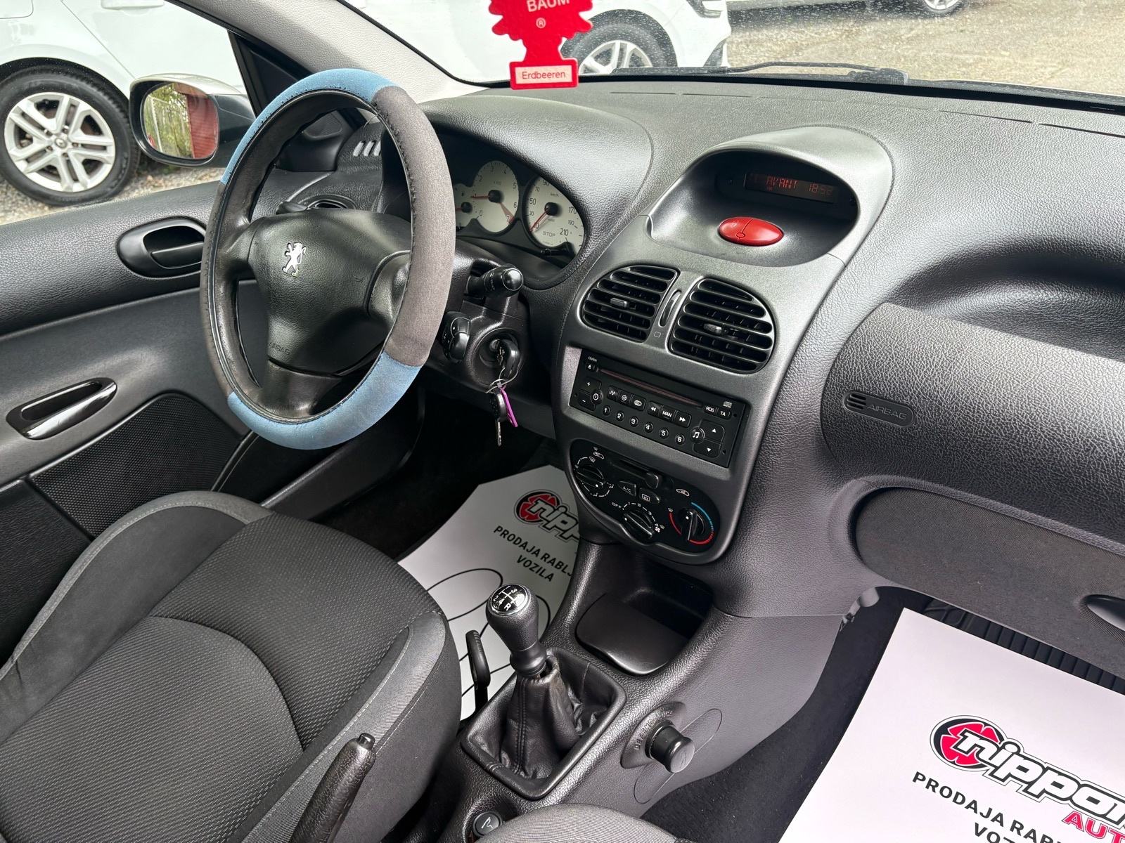 Peugeot 206 SW 1,4 KLIMA - HR. AUTO - AUTOKREDIT, fotografija 17