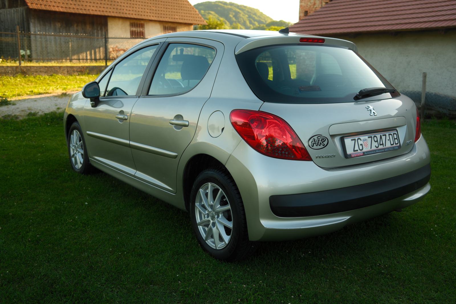 Peugeot 207 1,4 16V, 2006 god., fotografija 6
