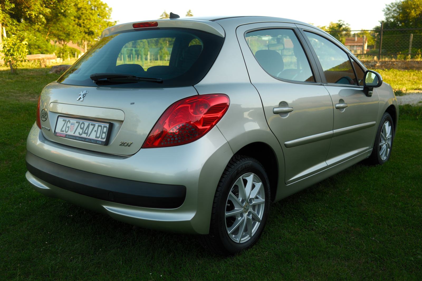 Peugeot 207 1,4 16V, 2006 god., fotografija 3