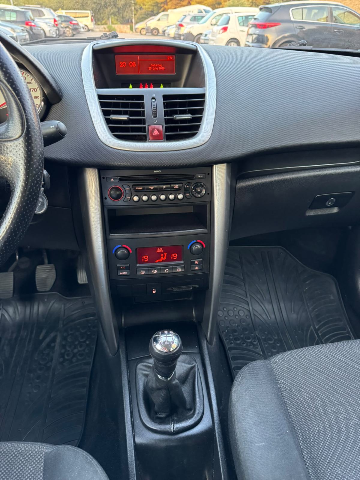 Peugeot 207 1,4 16V Hr auto 150tkm orig servisna knjiga, fotografija 14