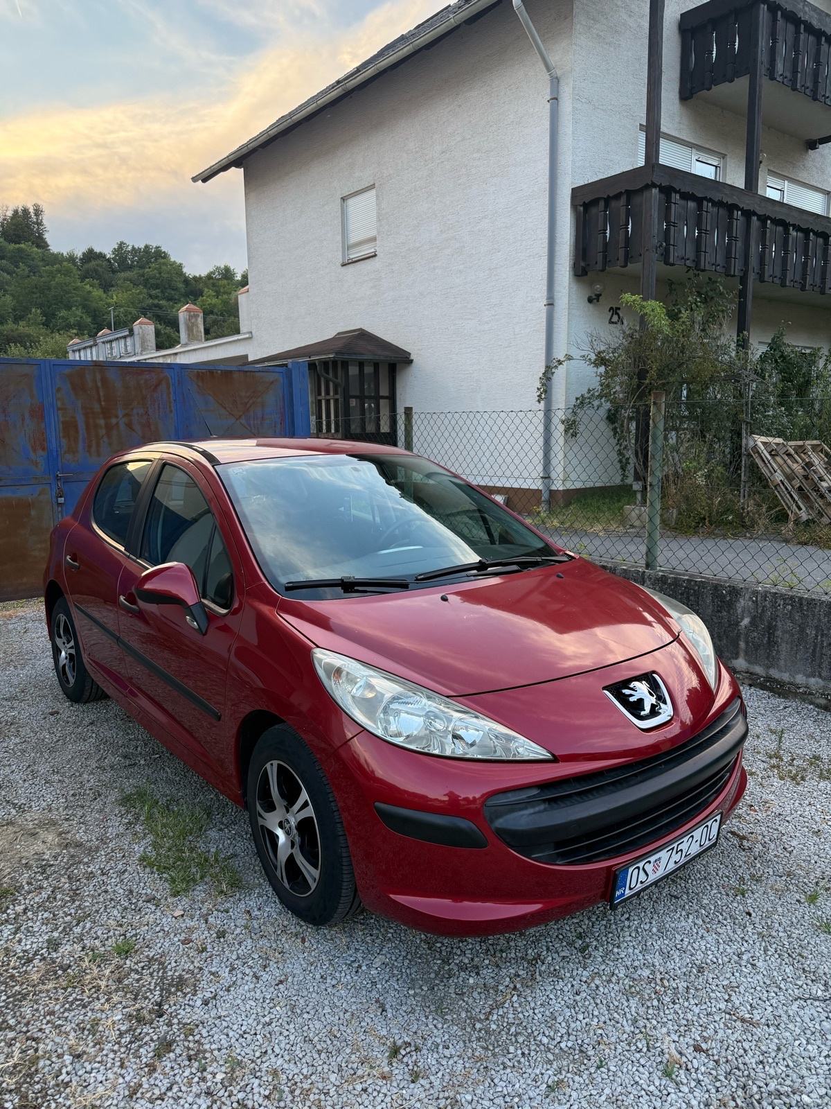 Peugeot 207 1,4 8V, fotografija 2