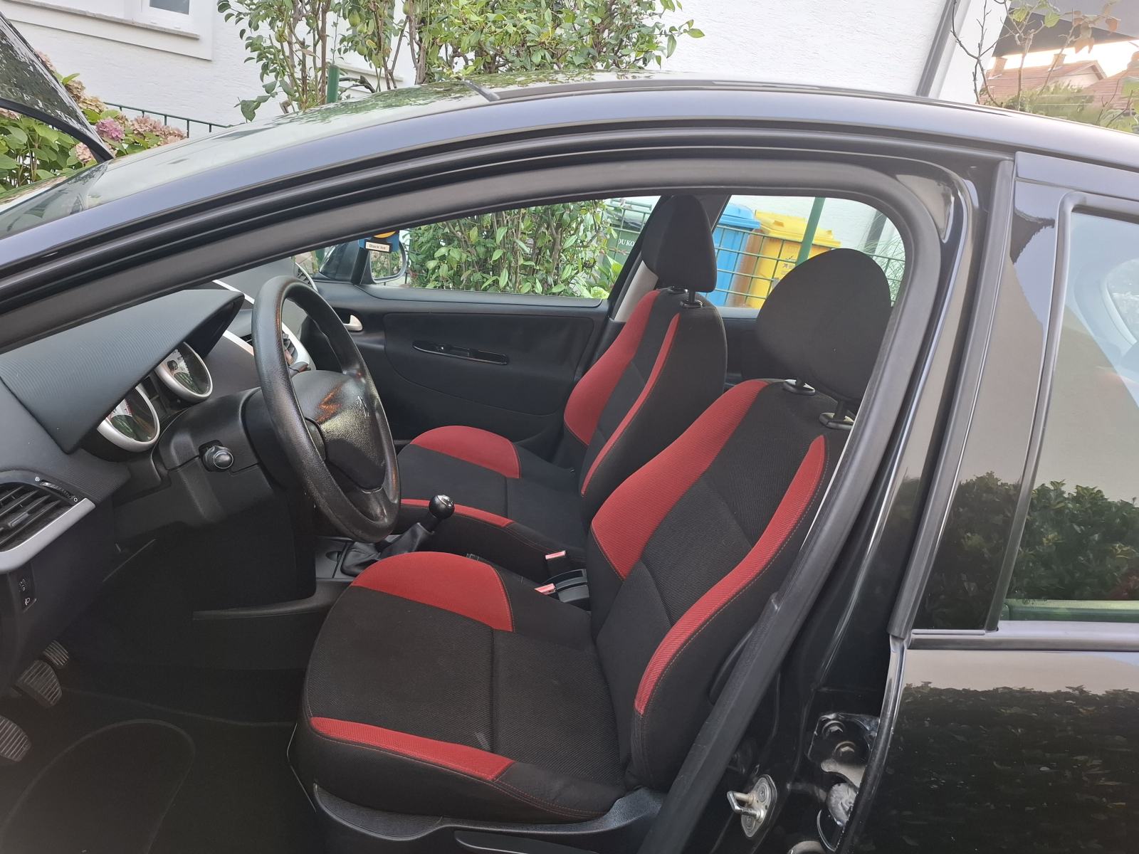 Peugeot 207 1.4 i, 8v, VRHUNSKI ! SAMO 121000 KM, POTVRDA !, fotografija 10