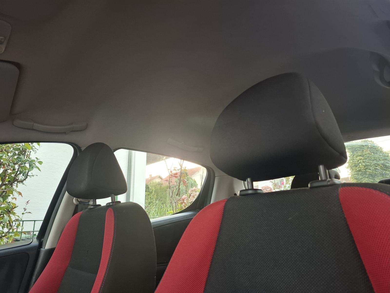 Peugeot 207 1.4 i, 8v, VRHUNSKI ! SAMO 121000 KM, POTVRDA !, fotografija 12