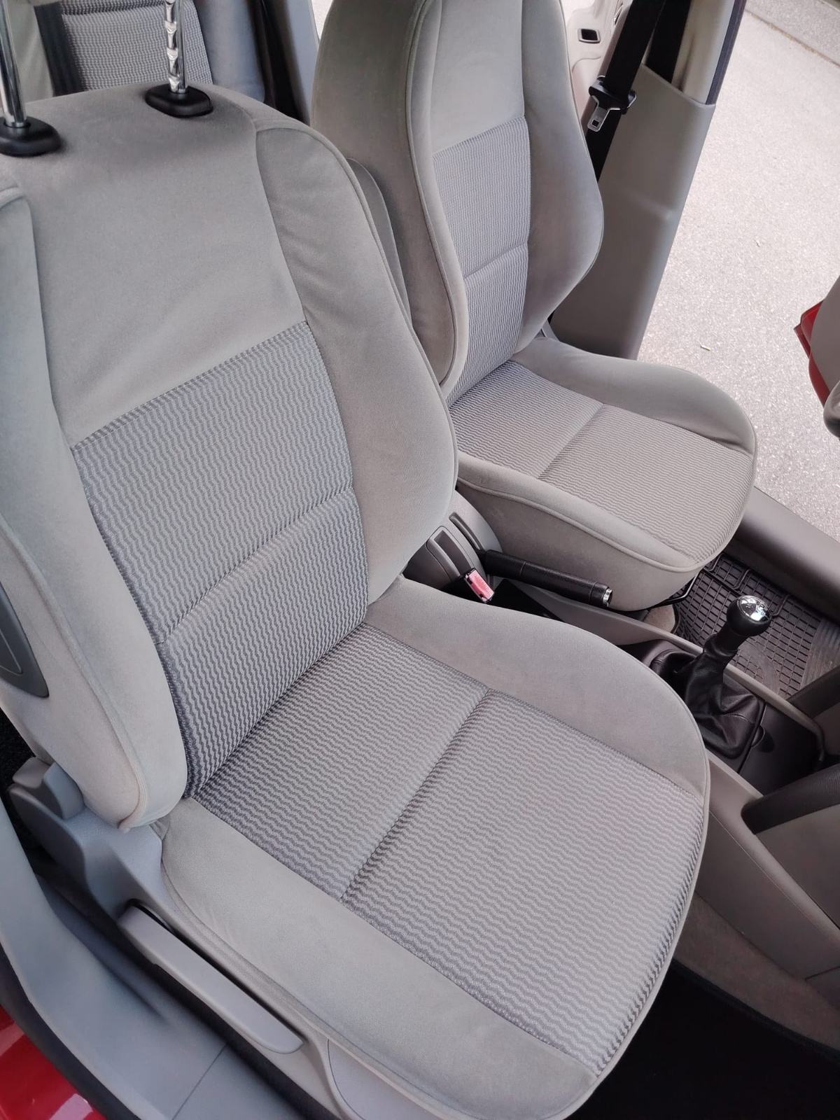 Peugeot 207 16V BENZIN + PLIN TVORNIČKI, fotografija 8
