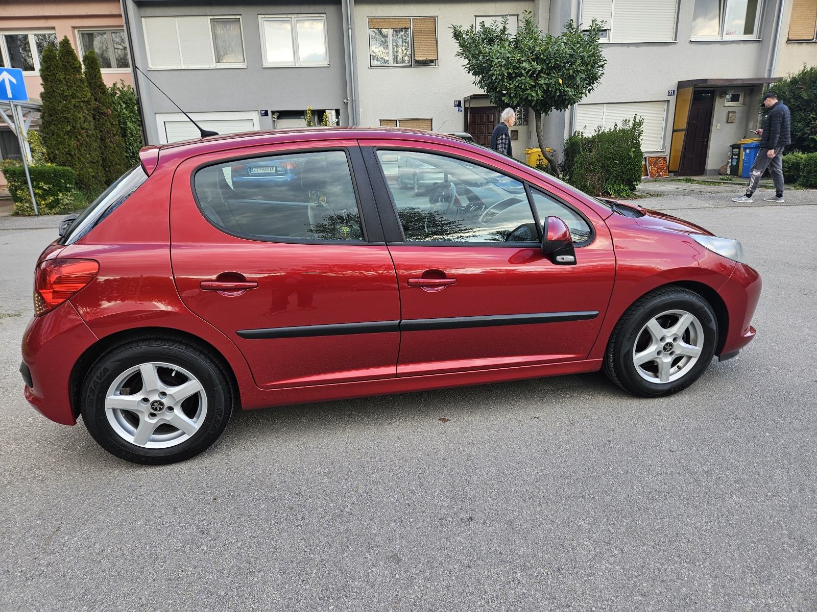Peugeot 207 16V BENZIN + PLIN TVORNIČKI, fotografija 2