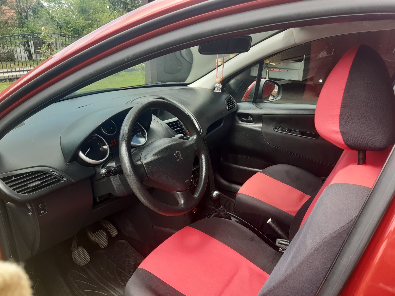 Peugeot 207, besprijekorna tehnička ispravnost, klima, reg. 02/2027., fotografija 6