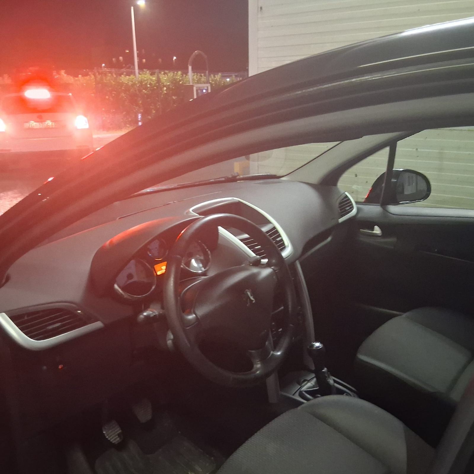 Peugeot 207 1,4 VTi, fotografija 6
