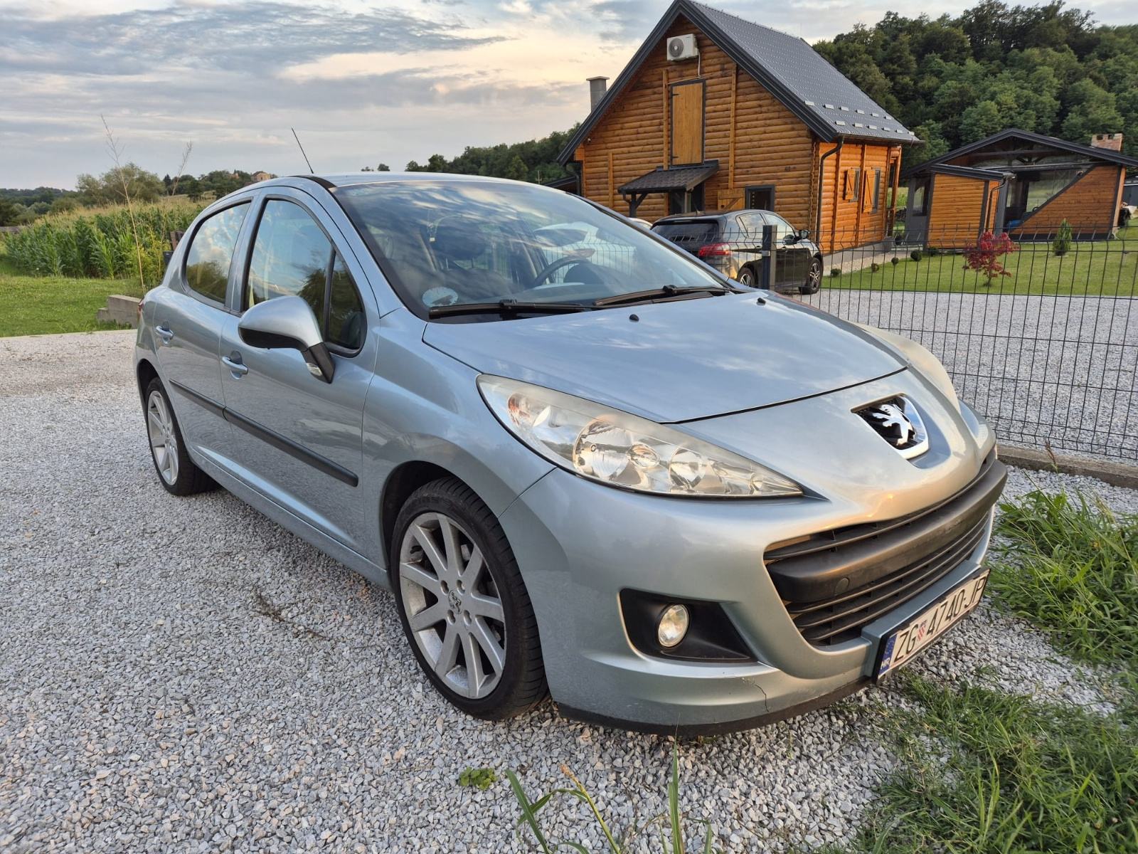 Peugeot 207 1,6 HDi, fotografija 3