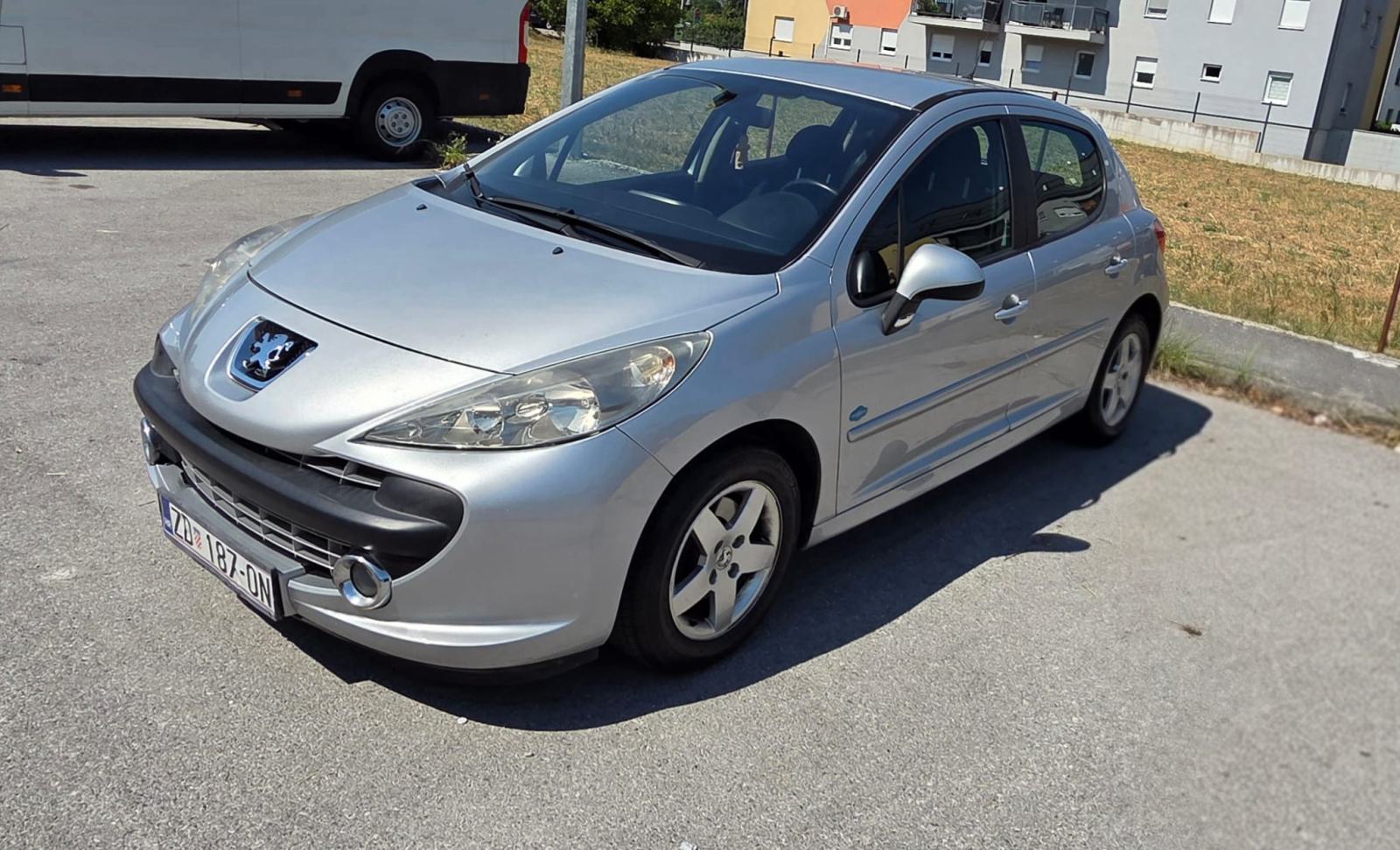 Peugeot 207 Sport 1,4 16V VTi, fotografija 2