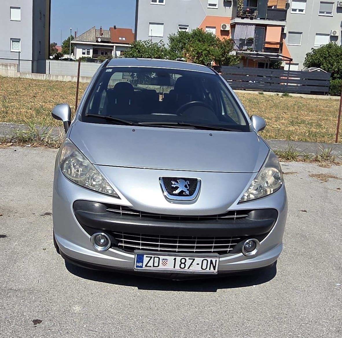Peugeot 207 Sport 1,4 16V VTi, fotografija 1