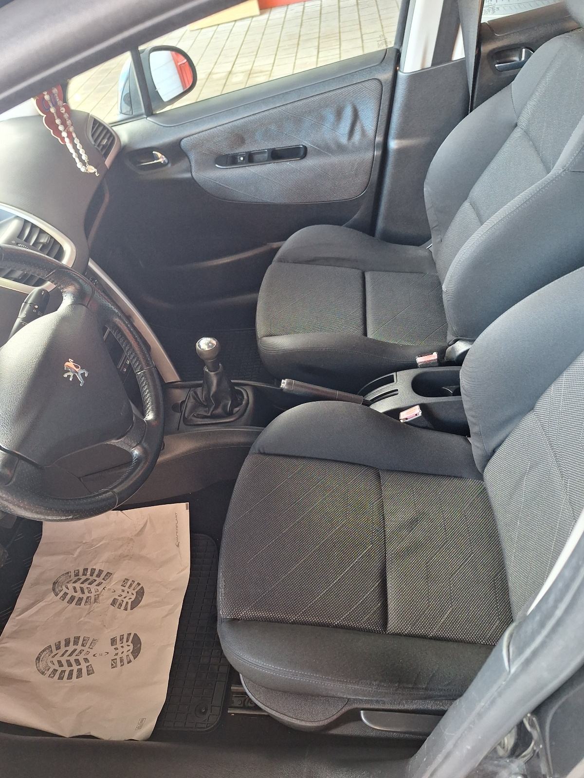 Peugeot 207 Sport edition 1,6 HDi REGISTRIRAN 11/26, fotografija 9