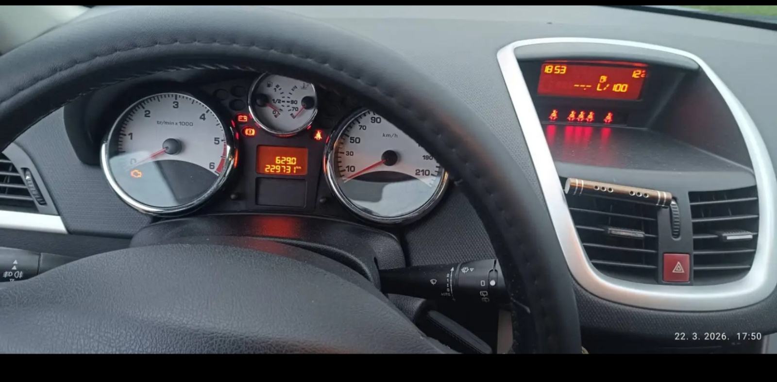 Peugeot 207 SW 1.6 HDi REDIZAJN (2011.) – 66 kW, Dugogodišnji vlasnik,, fotografija 6