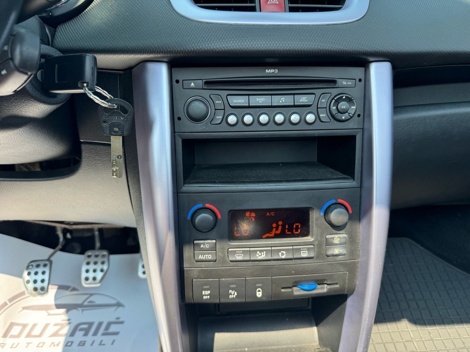 Peugeot 207CC 1,6 16V, fotografija 15