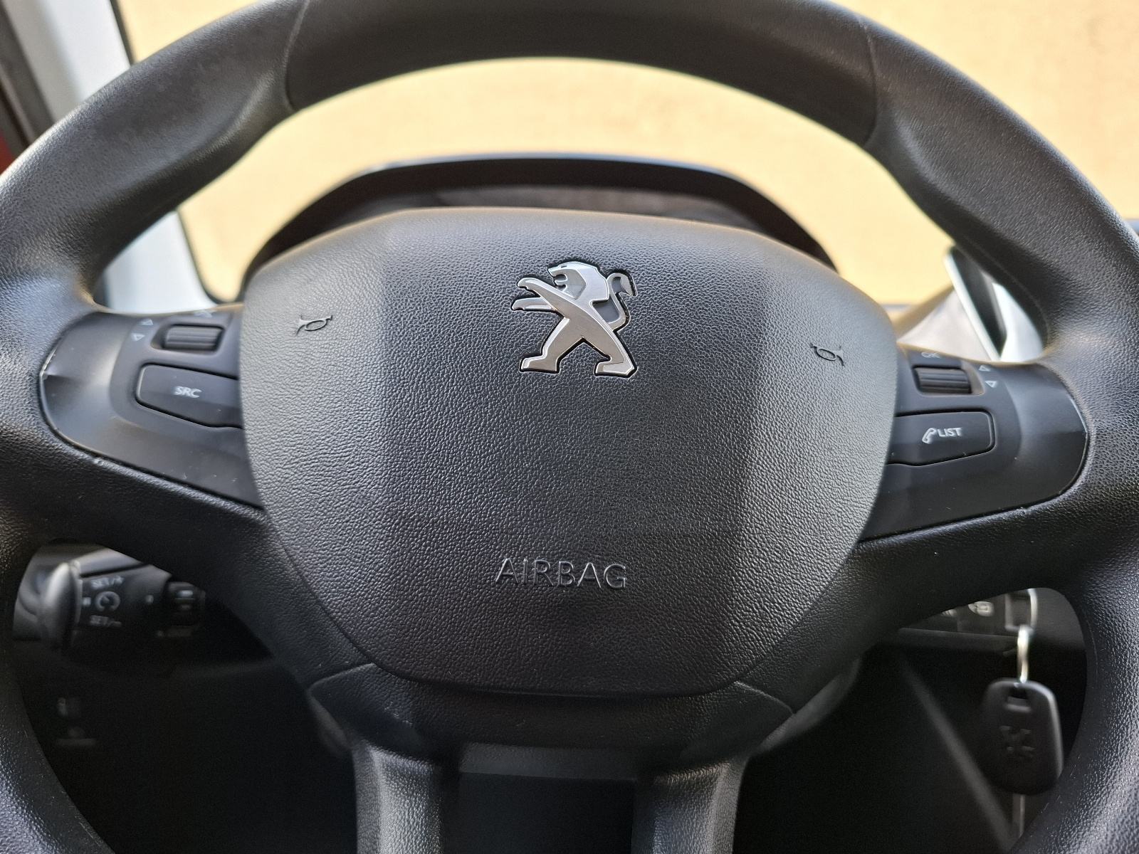 Peugeot 208 1 2 PureTech SERVO KLIMA 2016god JAMSTVO NA IME KUPCA, fotografija 17