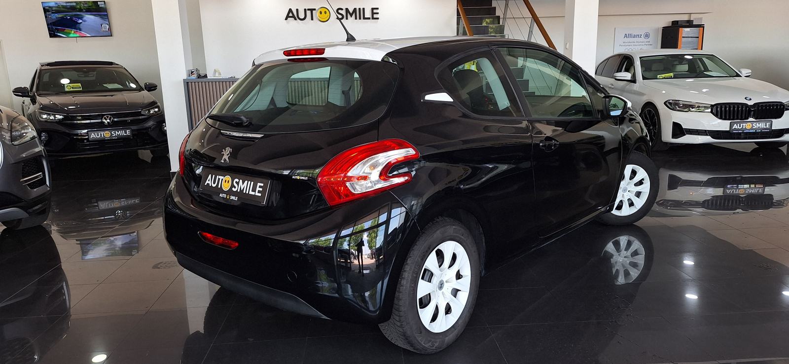 Peugeot 208 1,0 VTi, 71.000KM, KLIMA, TEMPOMAT, DVOBOJAN, NA IME..., fotografija 4