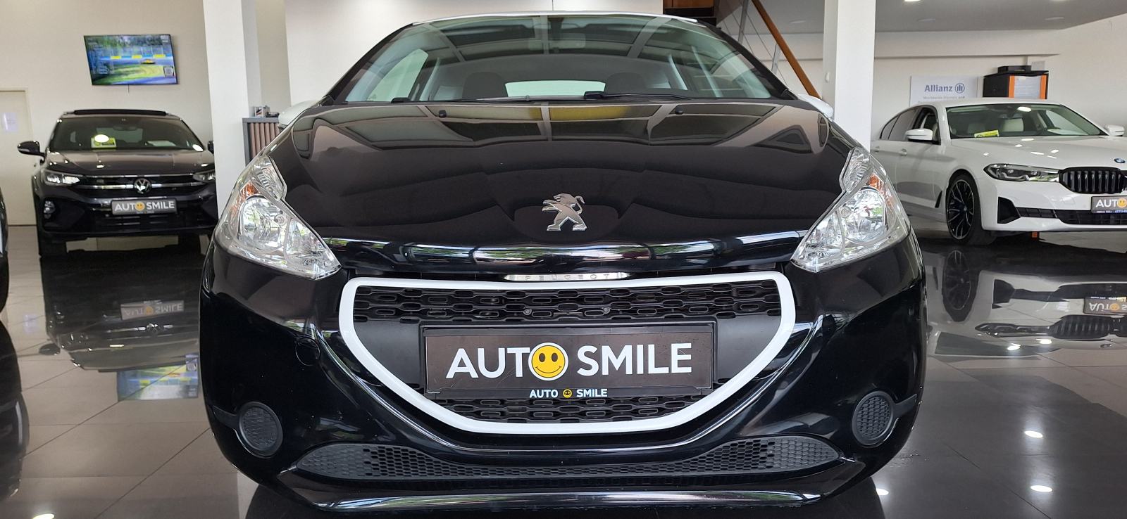 Peugeot 208 1,0 VTi, 71.000KM, KLIMA, TEMPOMAT, DVOBOJAN, NA IME..., fotografija 3
