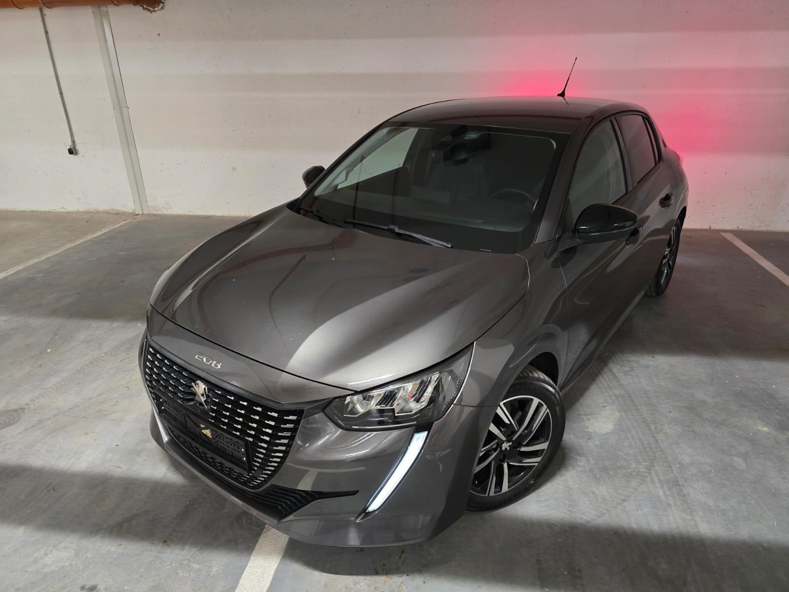 Peugeot 208 1,2 100 KS Allure, 1. vl, Top Stanje, Veliki servis!, fotografija 8
