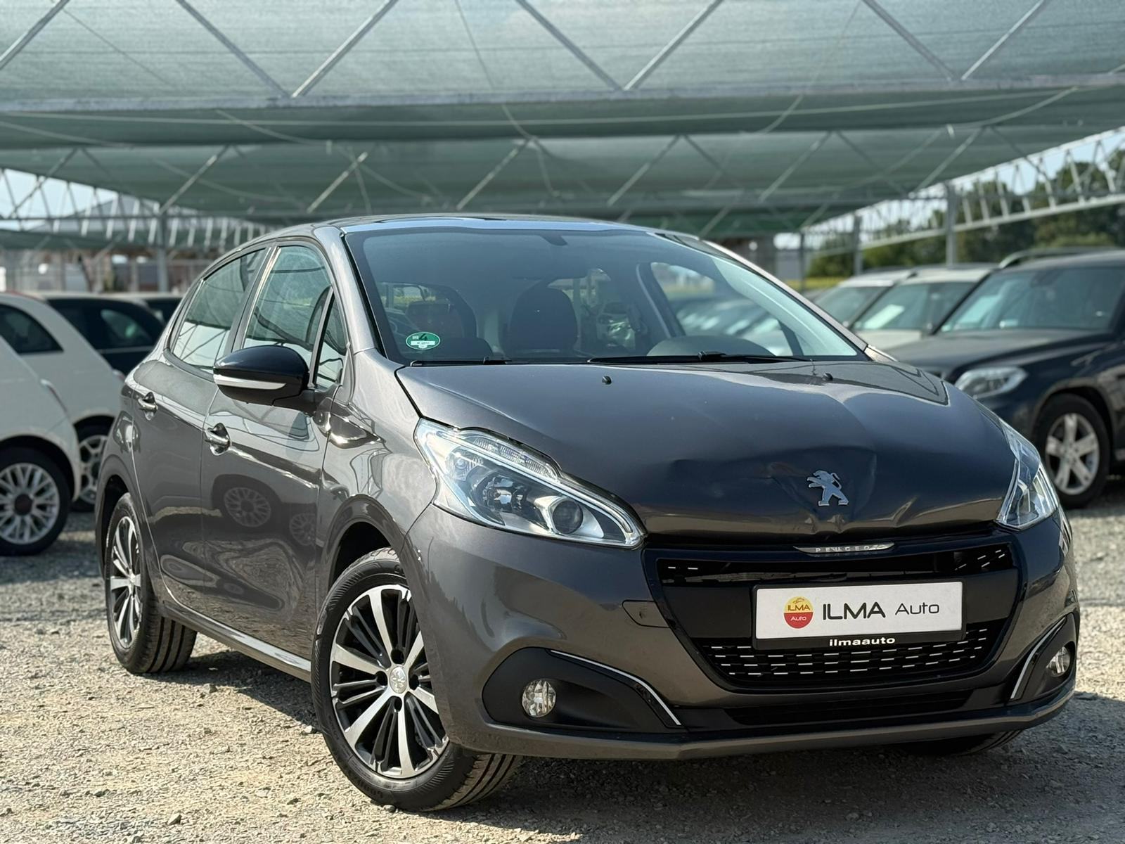 PEUGEOT 208 1.2 - 2018 GOD, fotografija 1